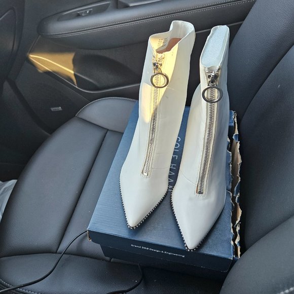 Boots - Picture 2 of 3